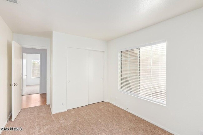 Building Photo - 6585 N 77th Dr