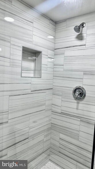 Building Photo - 5241 Main St