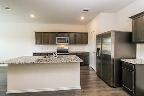 Building Photo - 3033 Glazner Dr