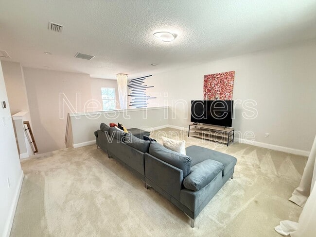 Building Photo - 676 Natureland Cir