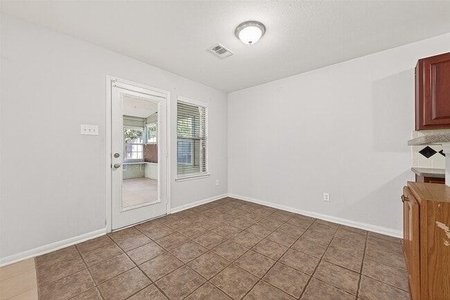 Building Photo - 8427 Brickhaven Ln