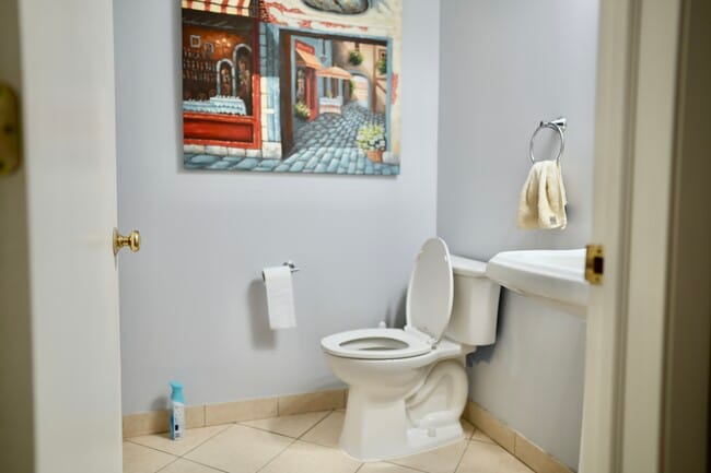 Building Photo - 6532 N California Ave