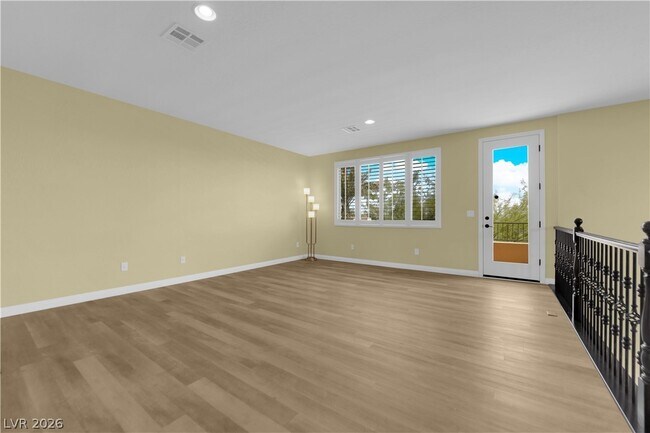 Building Photo - 608 Highland Bluff Way