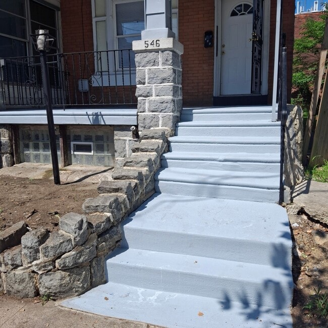 Building Photo - 546 N 56th St