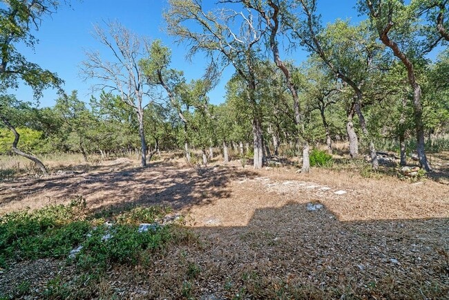 Building Photo - 128 Mockingbird Ln