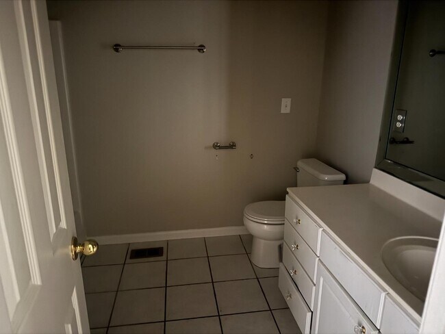 Building Photo - 1201 Deer Trail Rd