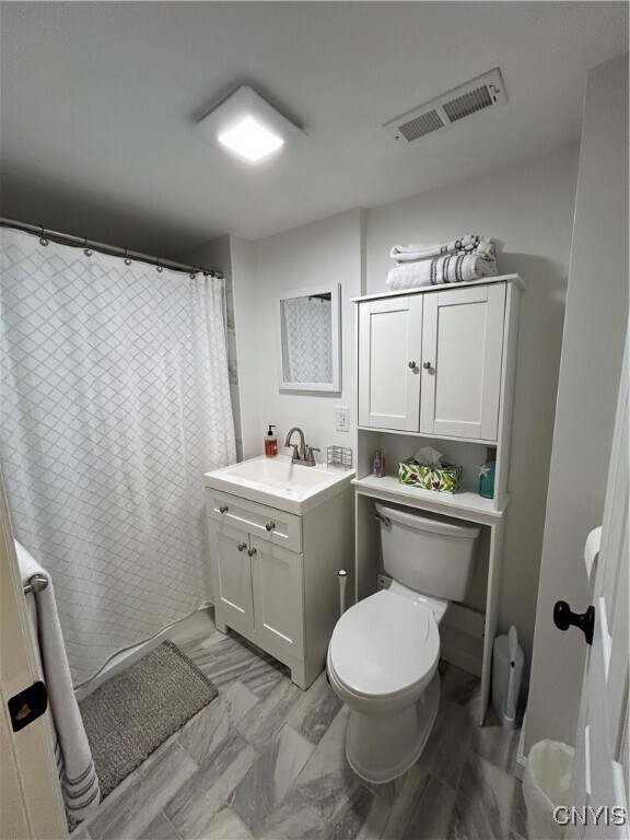 Building Photo - 200 McClennan Dr