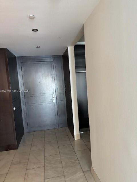 Building Photo - 1850 S Ocean Dr