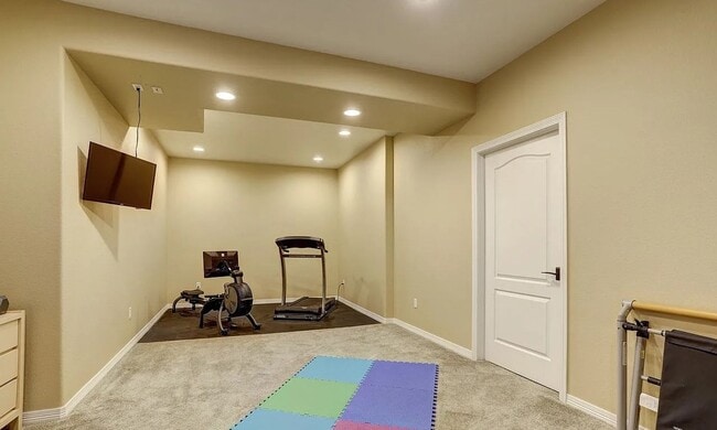 Building Photo - Light-Filled Longmont Gem with Elegant Finishes Throughout