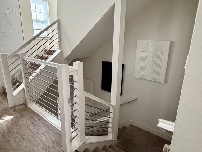 Building Photo - Luxury 4BR Home with Dual Side Yards, Putting Green & Zen-Inspired Master Suite