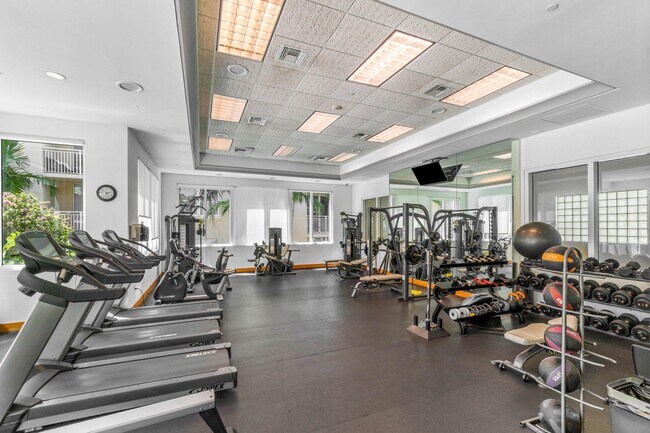 Building Photo - 99 SE Mizner Blvd