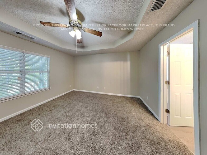 Building Photo - 125 Buffington Dr