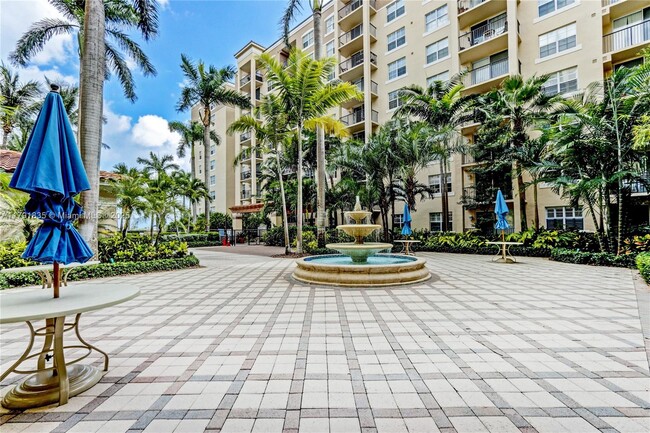 Building Photo - 1805 N Flagler Dr