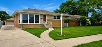 Building Photo - 8607 N Osceola Ave