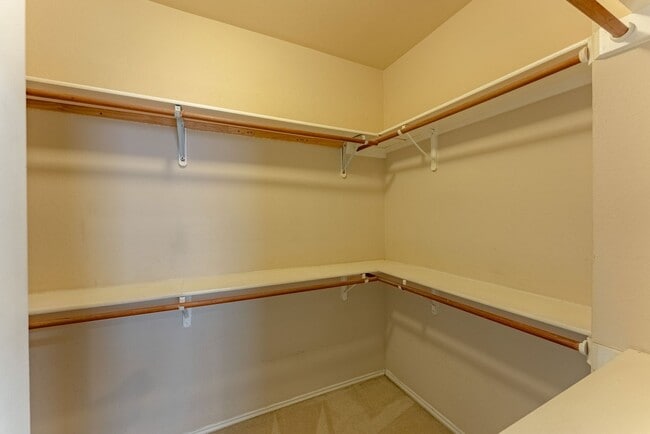 Building Photo - Alluring 3bd/2ba Lakeline Oaks Home in Cedar Park!