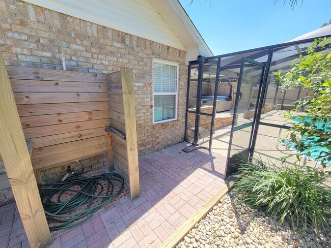 Building Photo - 3902 India Cove