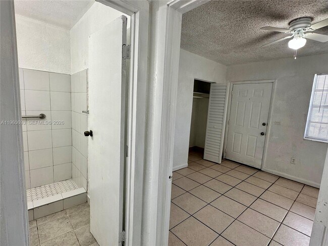 Building Photo - 2987 NW 46th St