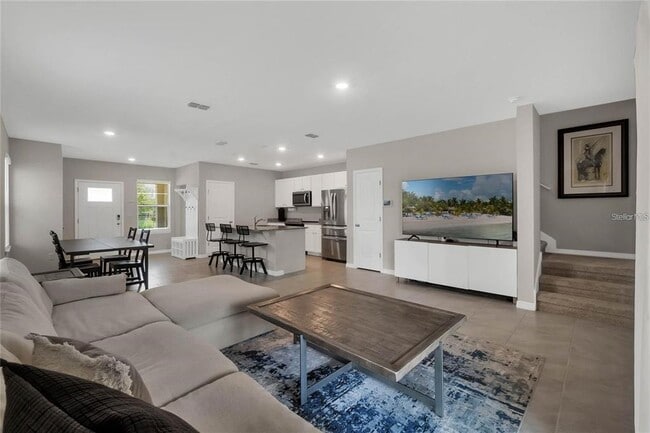 Building Photo - 11062 Great Rock St