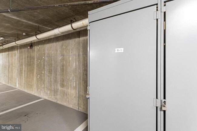 Building Photo - 555 Massachusetts Ave NW