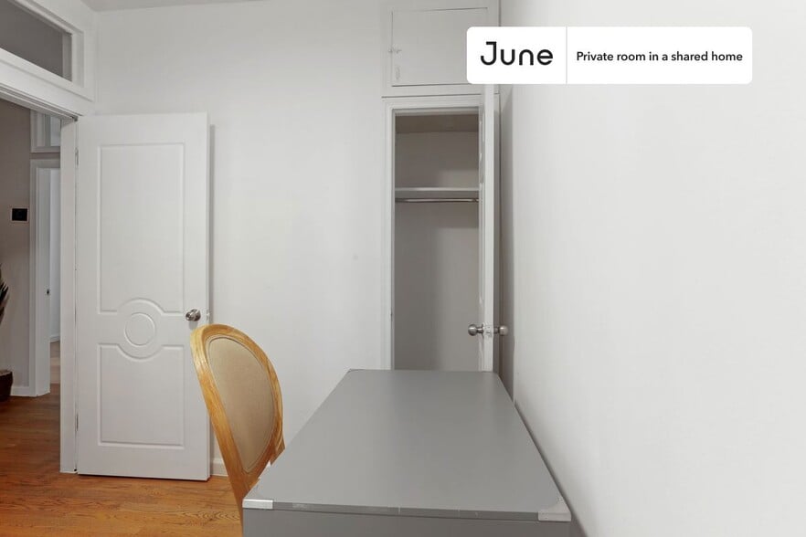Building Photo - Room in Shared 3 bed/1 bath home in Upper West Side