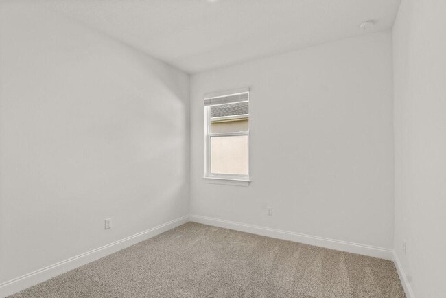 Building Photo - 5684 Hampton Park Cir