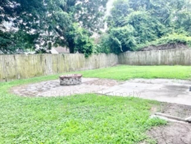 Building Photo - 3707 Latimer Cir