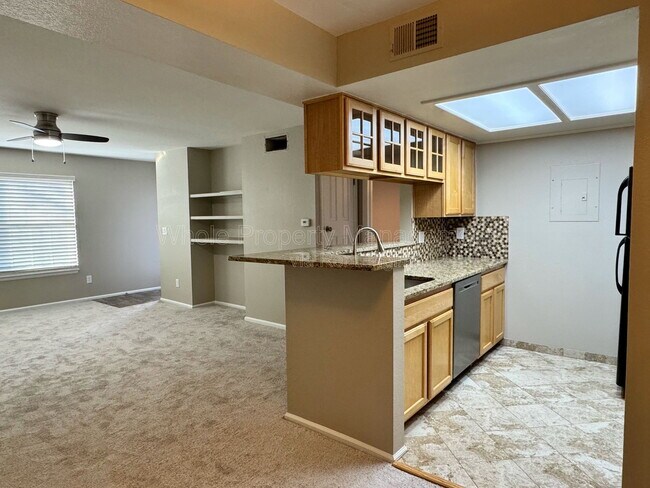 Building Photo - 9222 E Arbor Cir