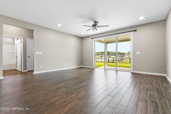 Building Photo - 85461 Amaryllis Ct