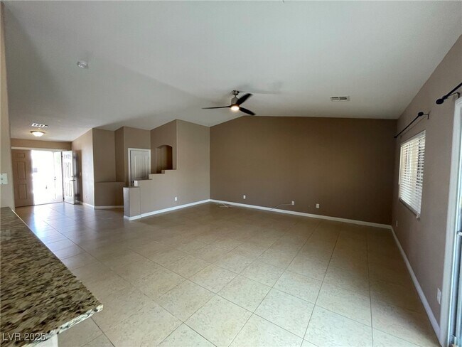 Building Photo - 92 Whitetail Archery Ave