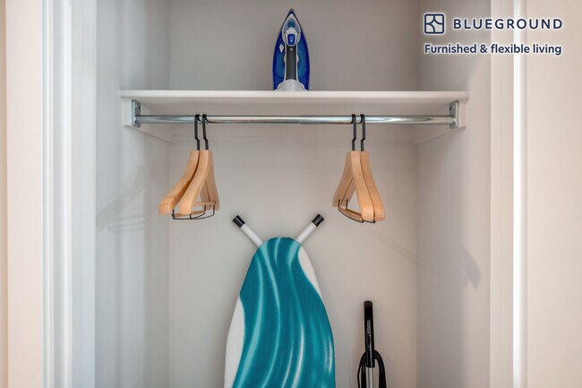 Building Photo - 3000 Pearl Pkwy