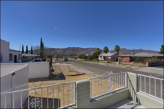 Building Photo - 4326 Manchester Ave