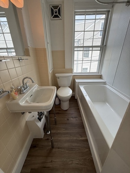 Building Photo - 32 Mount Pleasant St