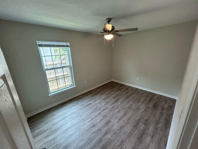 Building Photo - 766 Rosa Parks Cir
