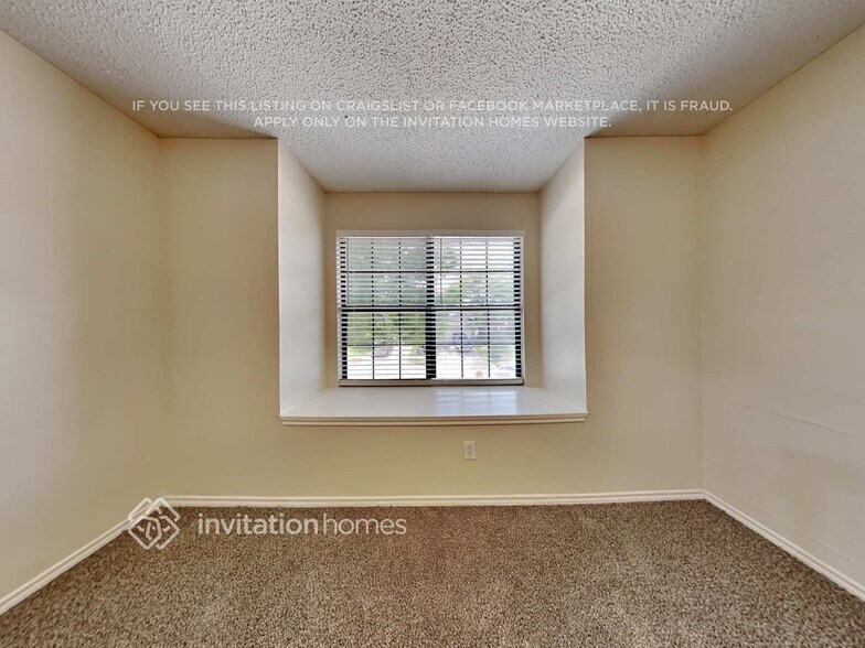 Building Photo - 2404 Beaver Run