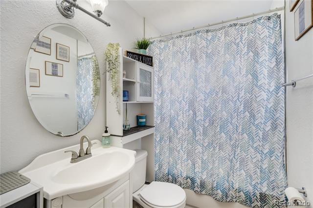 Building Photo - 257 Sherri Dr