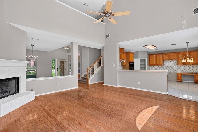 Building Photo - 7021 Gentle Oak Dr