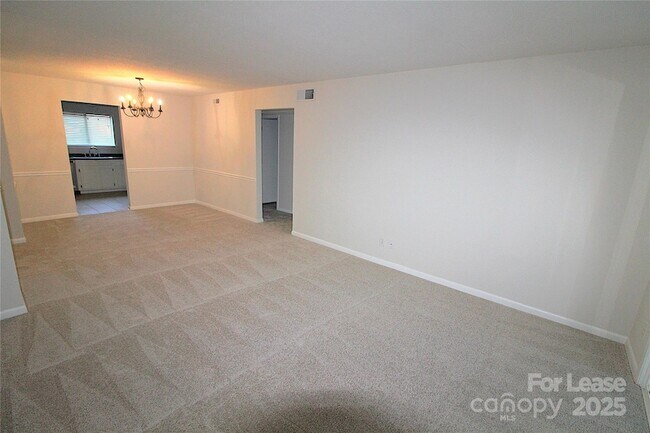 Building Photo - 3200 Heathstead Place