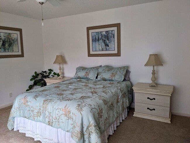 Building Photo - 2/2.5 Stuart Townhome near Intracoastal