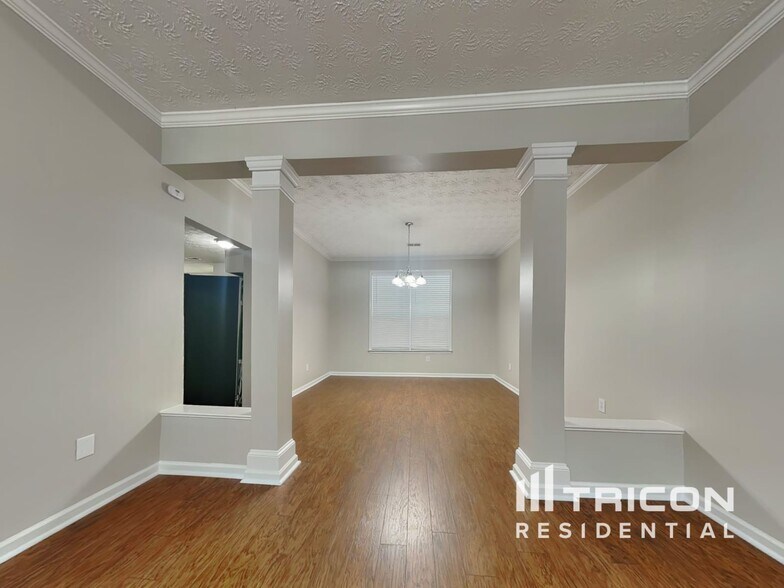 Building Photo - 1065 Dalby Way