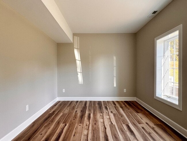 Building Photo - Private Farm Home in North Garden - Enjoy ...