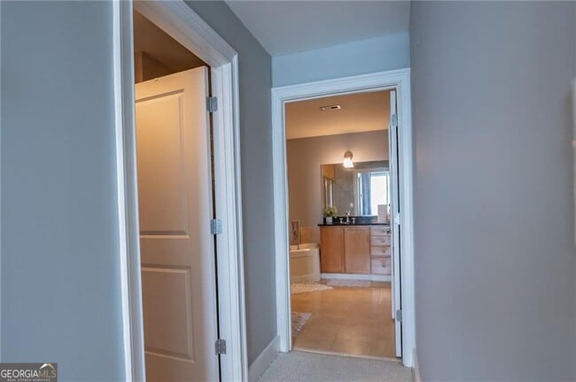 Building Photo - 285 Centennial Olympic Park Dr NW