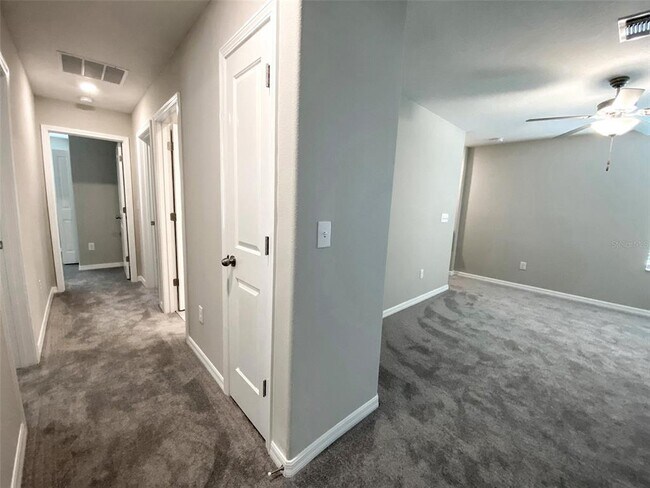 Building Photo - 3816 Hanover Dr