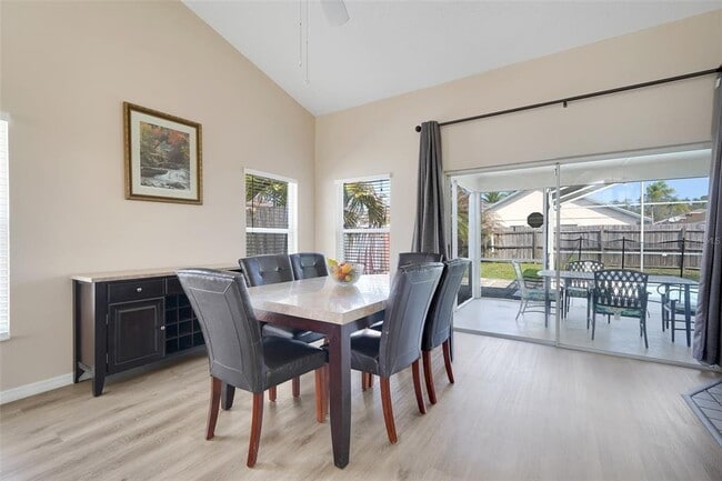 Building Photo - 8607 Knottingham Dr