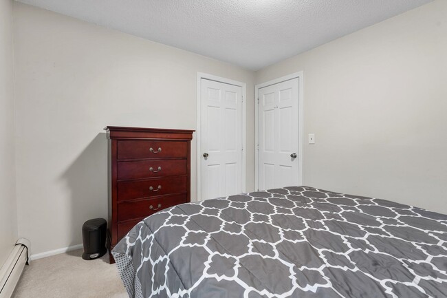 Building Photo - 11 Beebe Ln