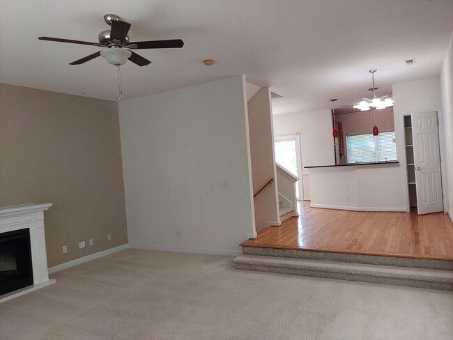 Building Photo - 2013 Baltic Ave