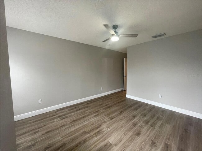 Building Photo - 2031 Fluorshire Dr