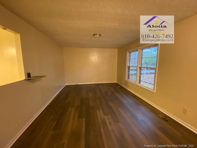 Building Photo - 733 Goodyear Dr