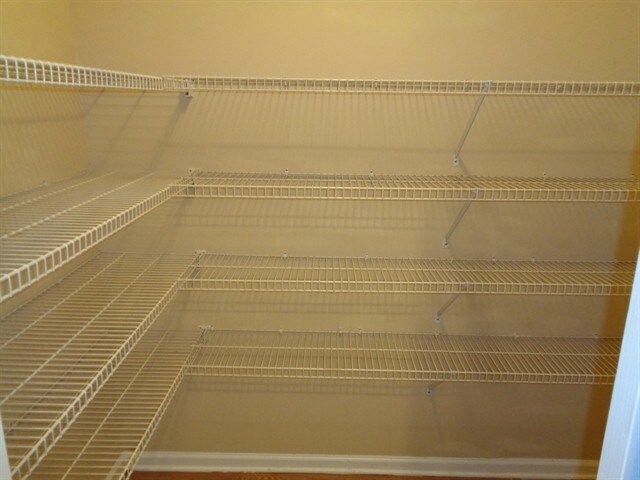 Building Photo - 140 Saddle Bridge Dr