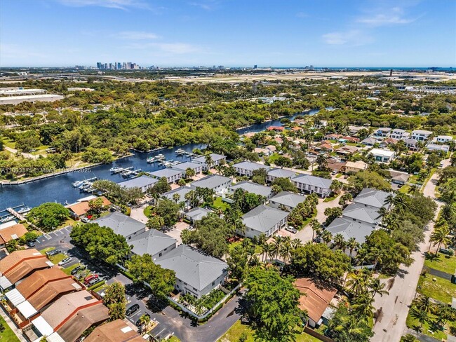 Building Photo - 2727 Treasure Cove Cir