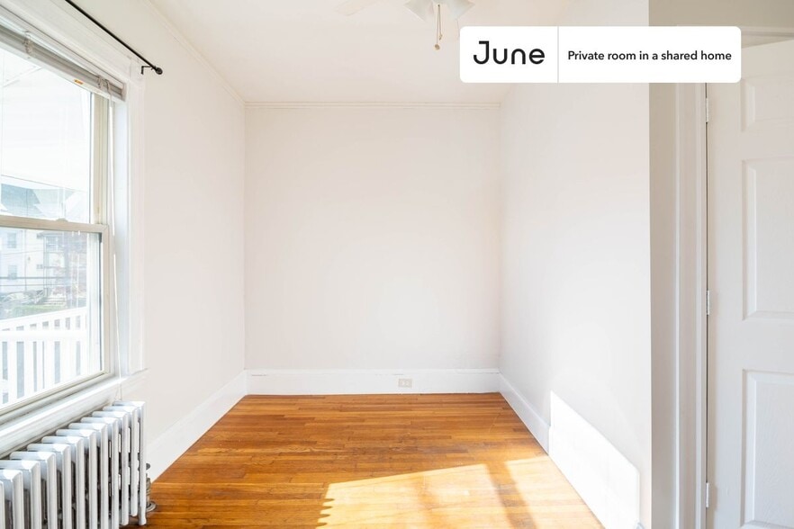 Building Photo - Room in Shared 7 bed/2 bath home in Brighton